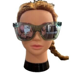 DIFF Eyewear Kaia Julep Crystal Gray Silver Mirror Polarized Lens Sunglasses